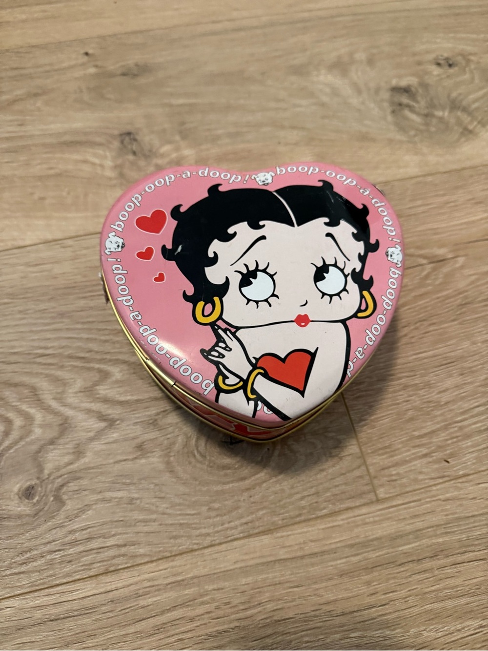 Betty Boop Heart Tin Jewelry Box - Pink
